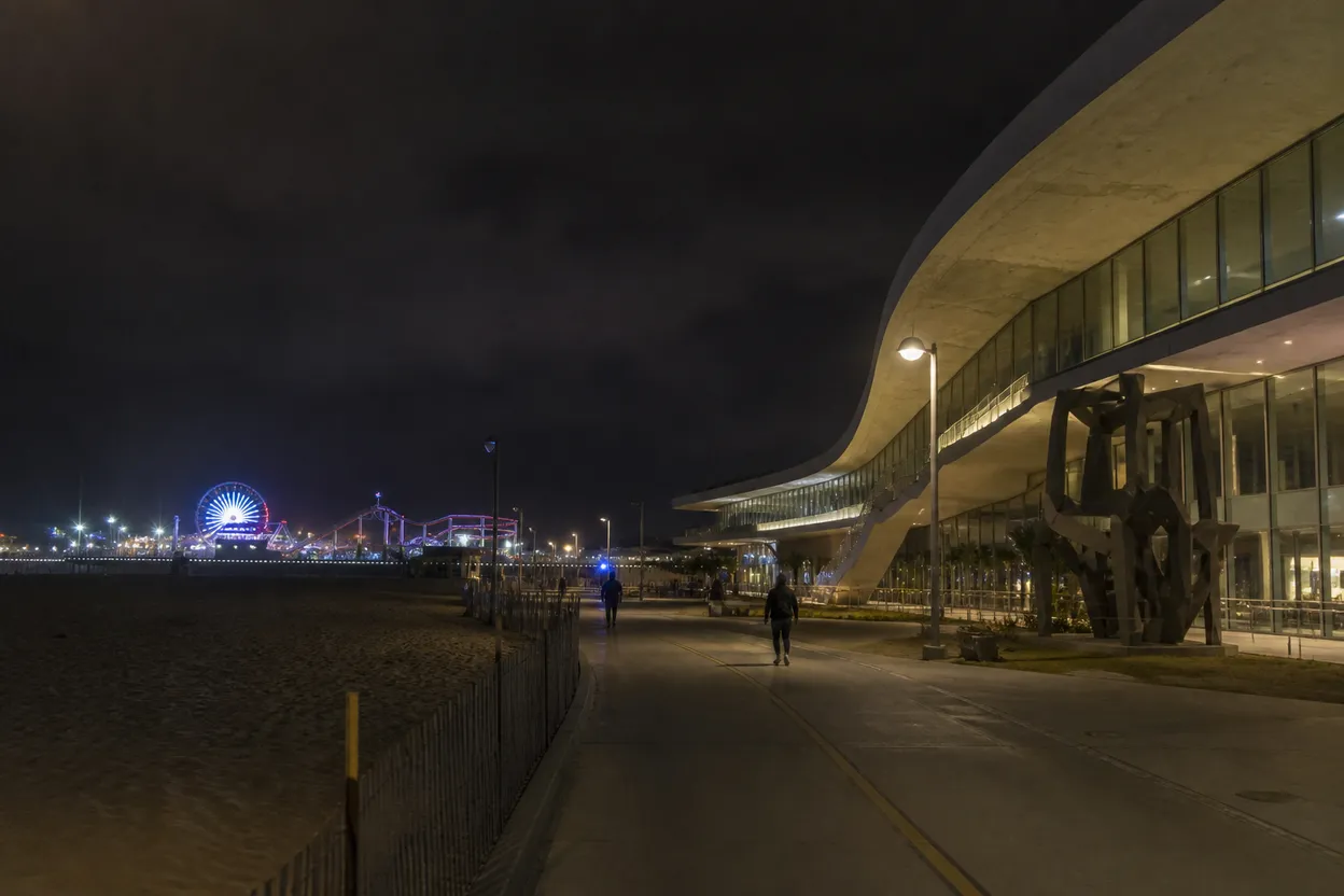 Realistic city scene for marlins vs braves: How to Plan a Los Angeles Viewing Night