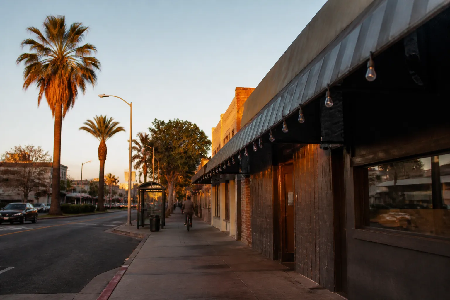 Distinct real-scene reference image for LA local plan around darren waller