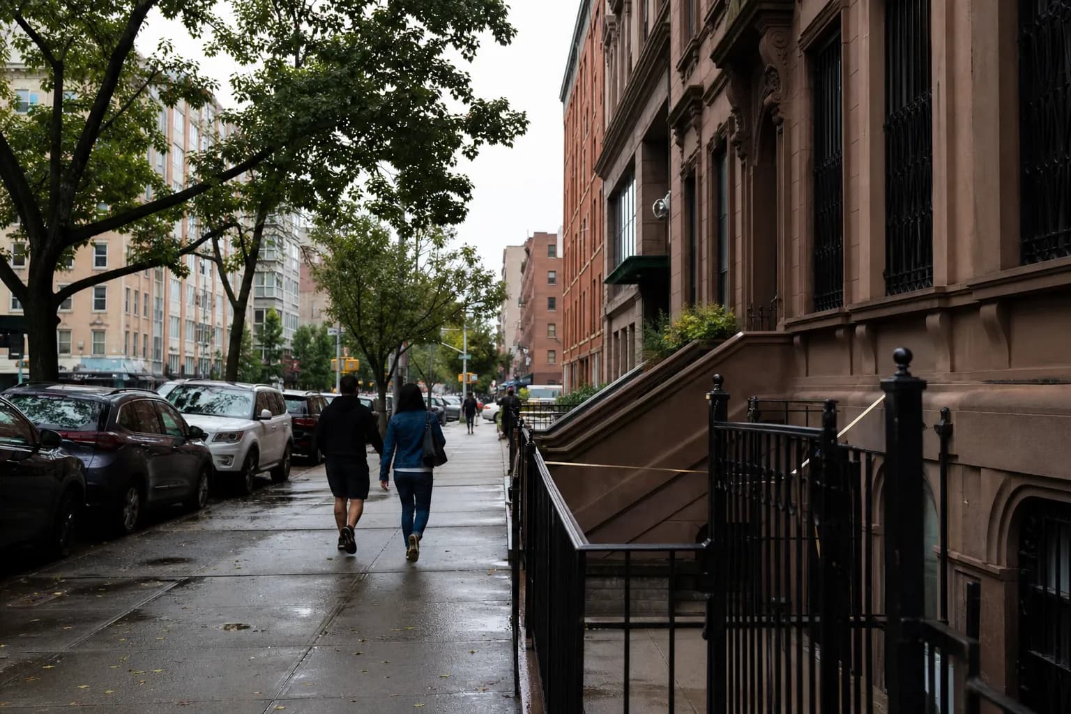 Distinct real-scene reference image for NYC: tupac shakur: NYC guide for a low-friction day