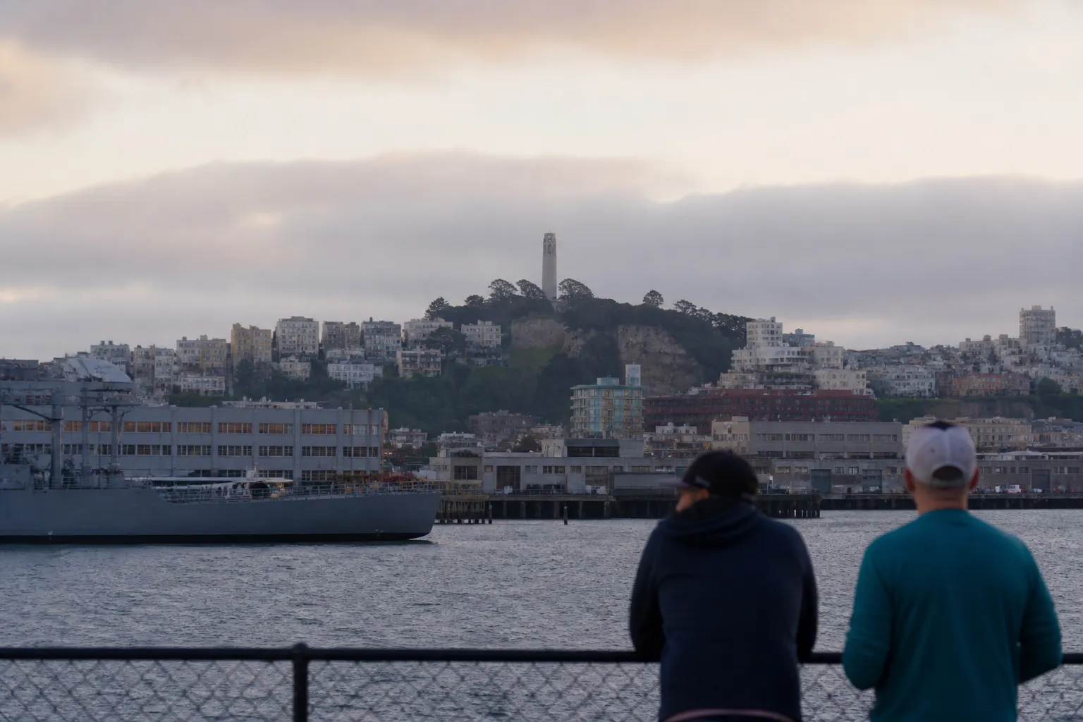 Distinct real-scene reference image for SF: mariners - yankees: SF local plan that stays flexible