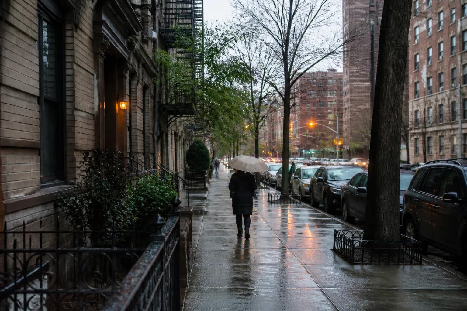 Distinct real-scene reference image for NYC local plan around las vegas weather