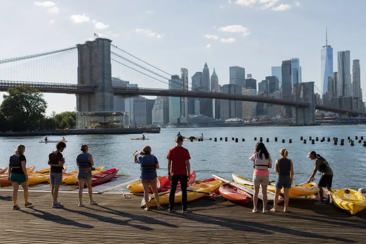 Cover scene for Kayaking at Brooklyn Bridge Park: A Free Morning Plan Before the Heat