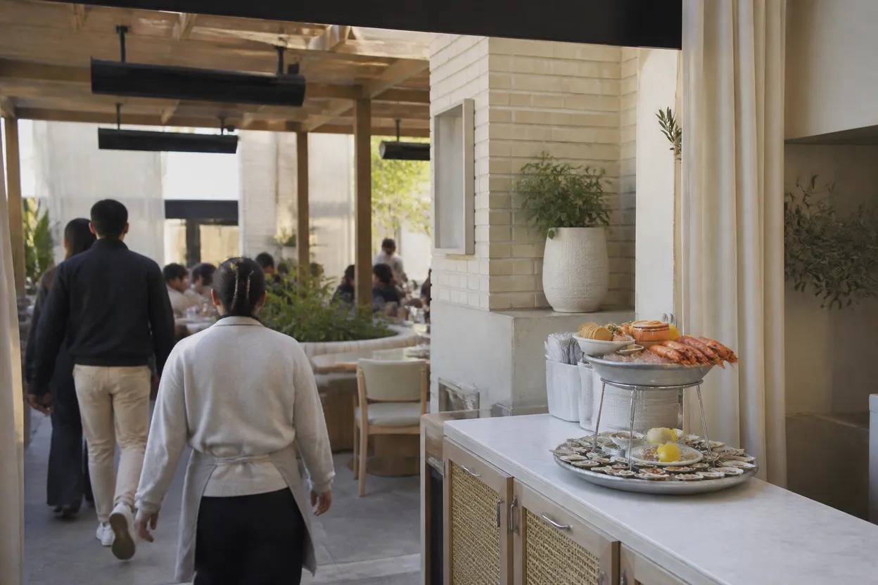 Los Angeles experience scene for Los Angeles cape cod Seafood Bar Route by the Coast