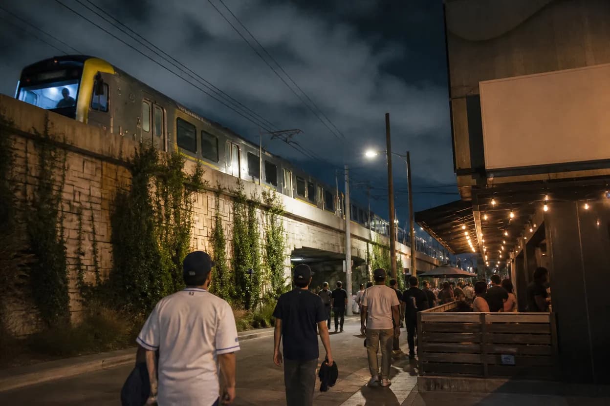 Los Angeles experience scene for dodgers vs diamondbacks: LA Sports Bar Transit Night Guide