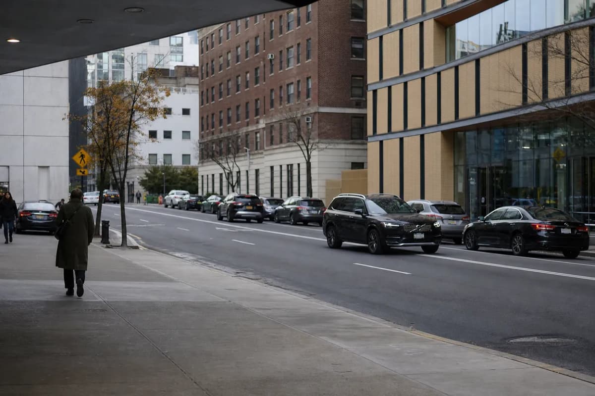 Cover scene for Kips Bay Between Appointments: A Calm First Avenue Errand Route