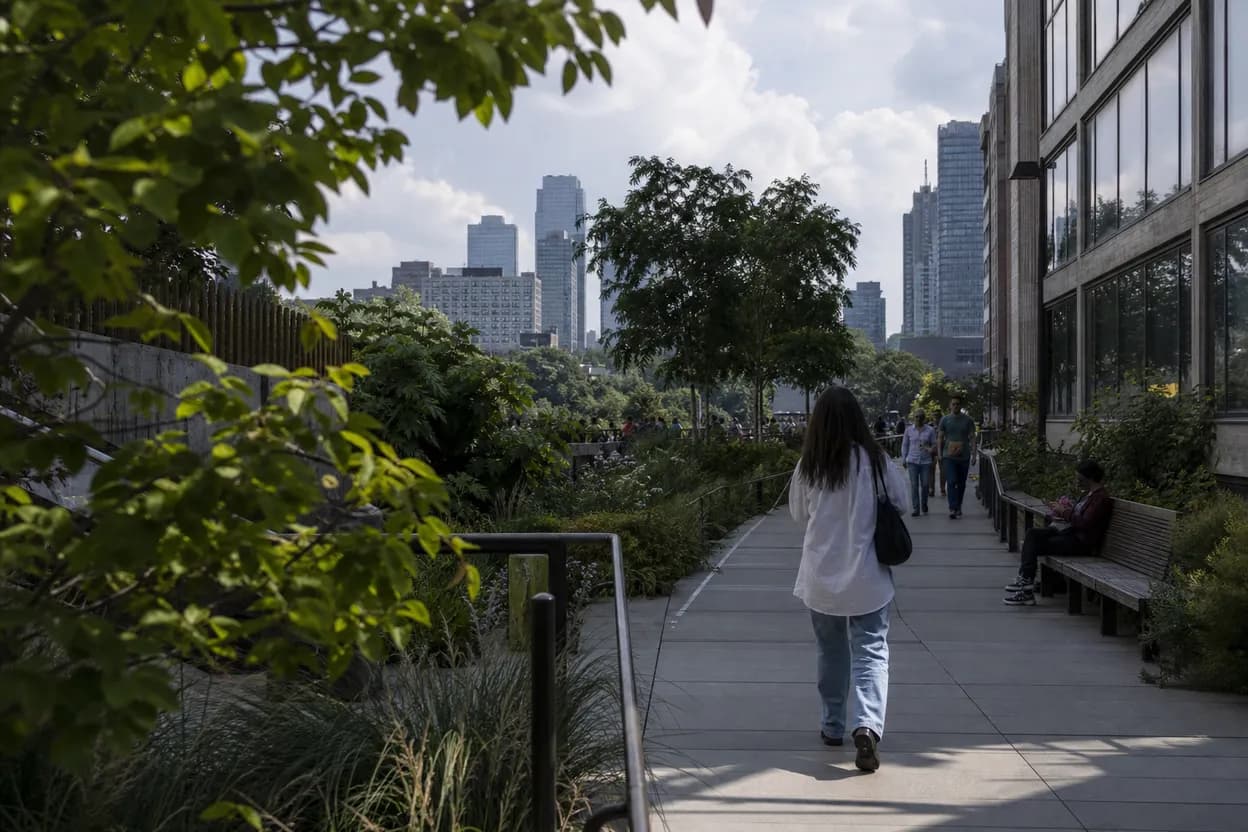 NYC experience scene for Little Island Before Pier 57: A Low-Heat Weekend Plan by the Hudson