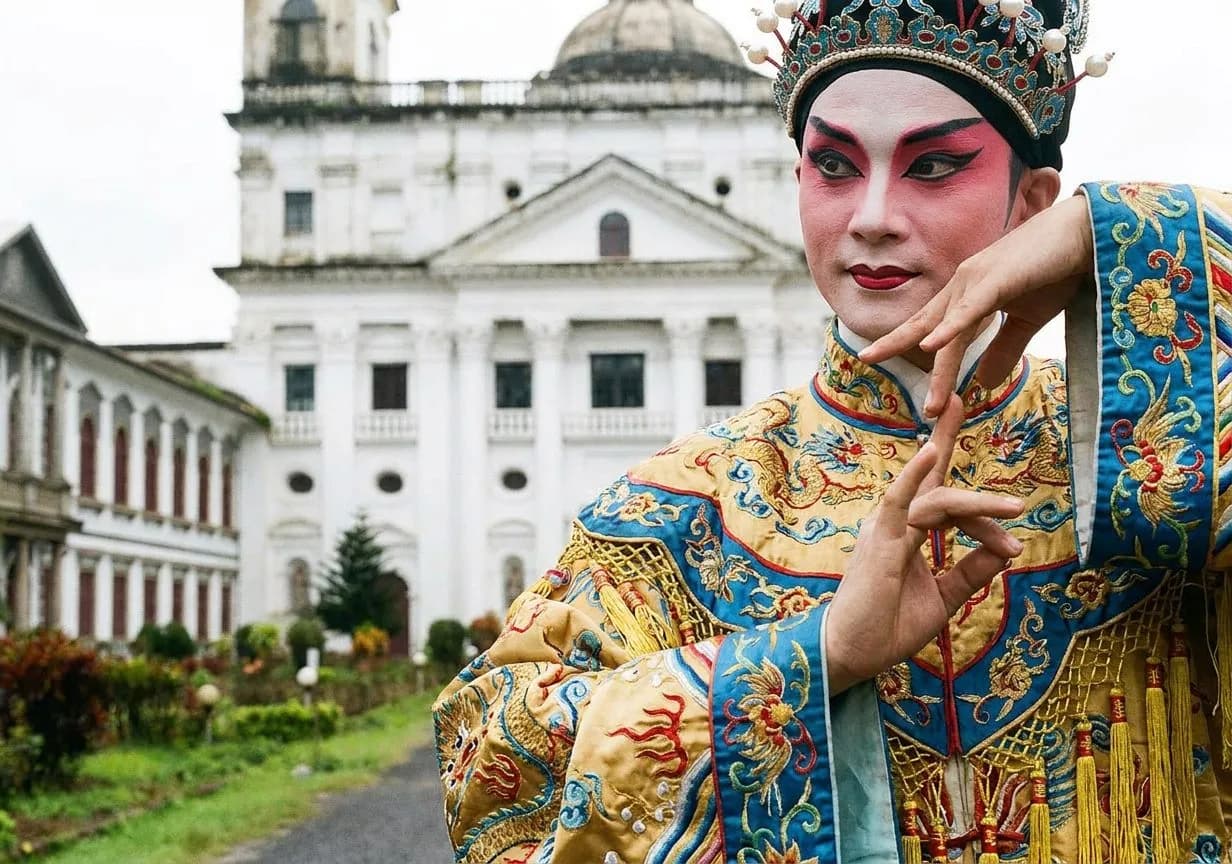 bensonhurst's cantonese opera theater when weekend matinees draw multigenerational audiences