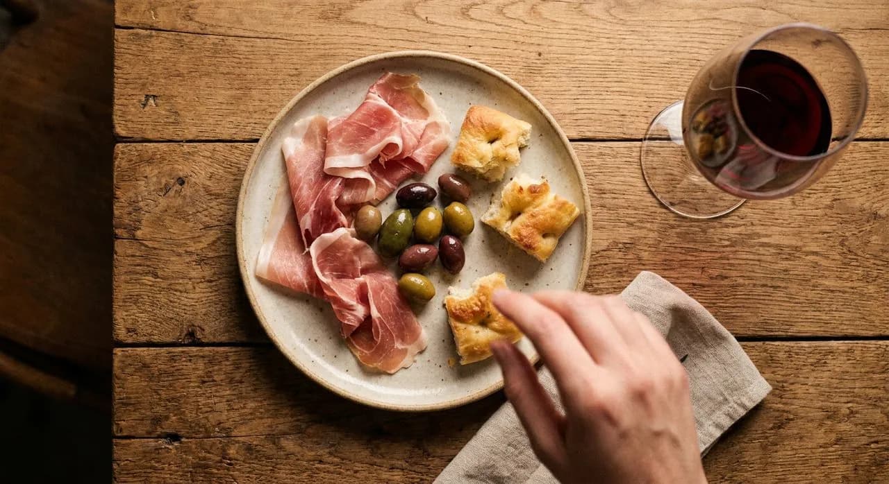 Park Slope Italian Bar Counters Where Solo Is Welcome
