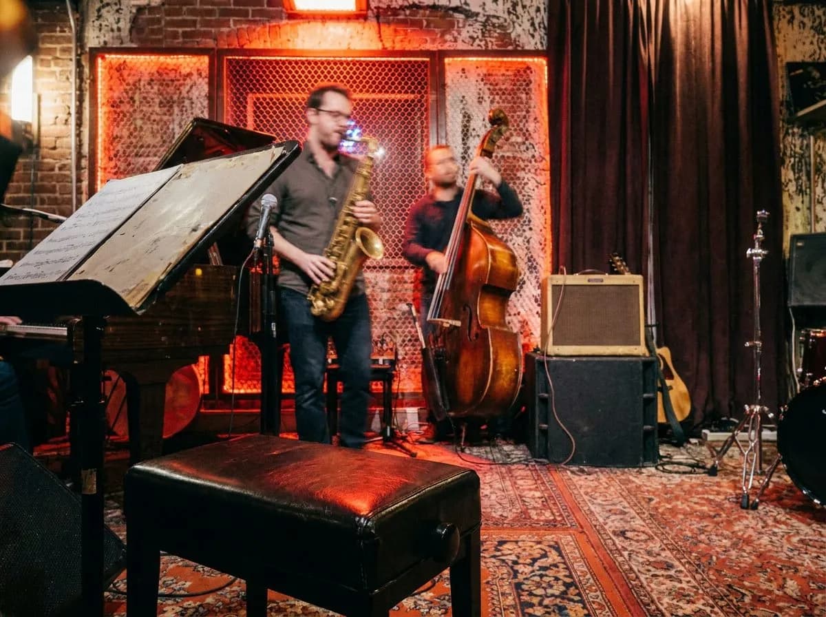 Jazz After Midnight in Harlem