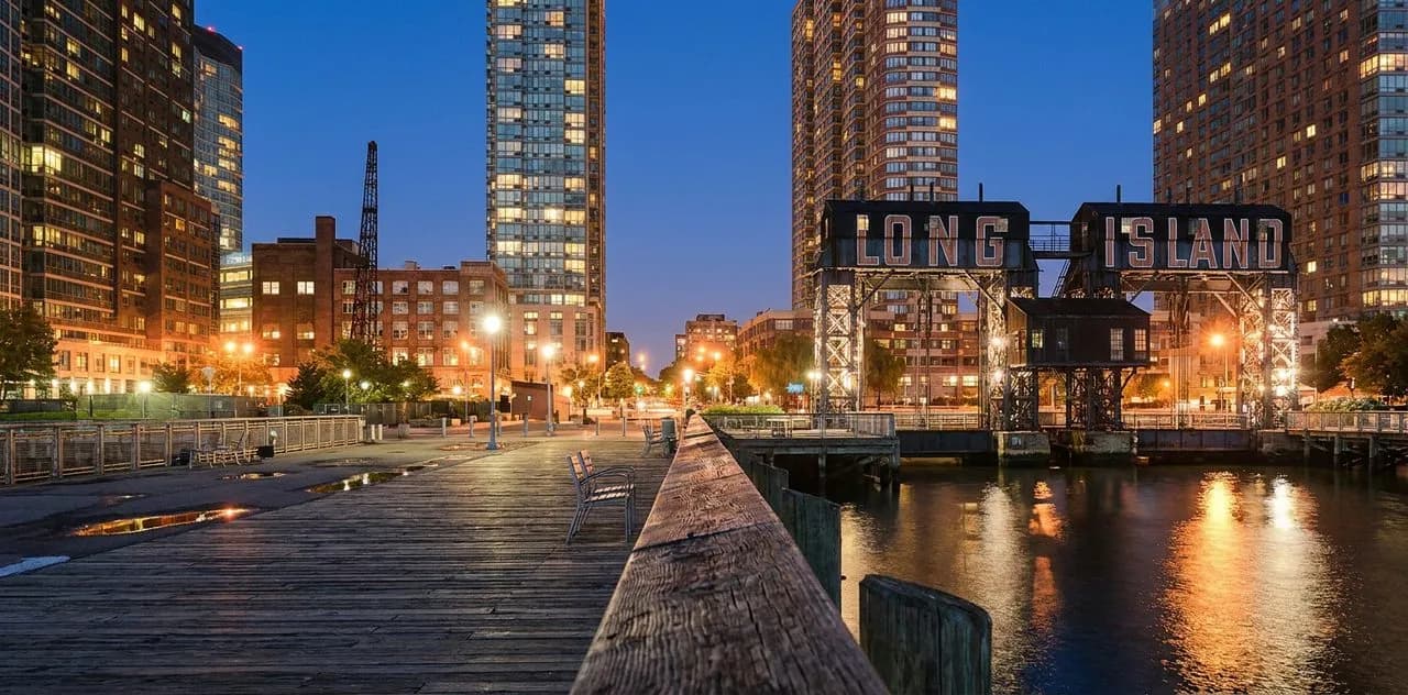 Neon Sign Workshops in Long Island City