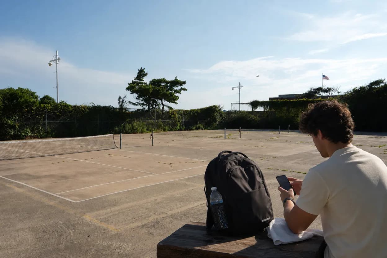 Jacob Riis public-court start for a Taylor Fritz-inspired route