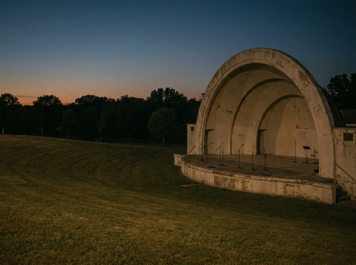 Phoebe Bridgers Covers at the Free Bandshell Summer Series - cover image
