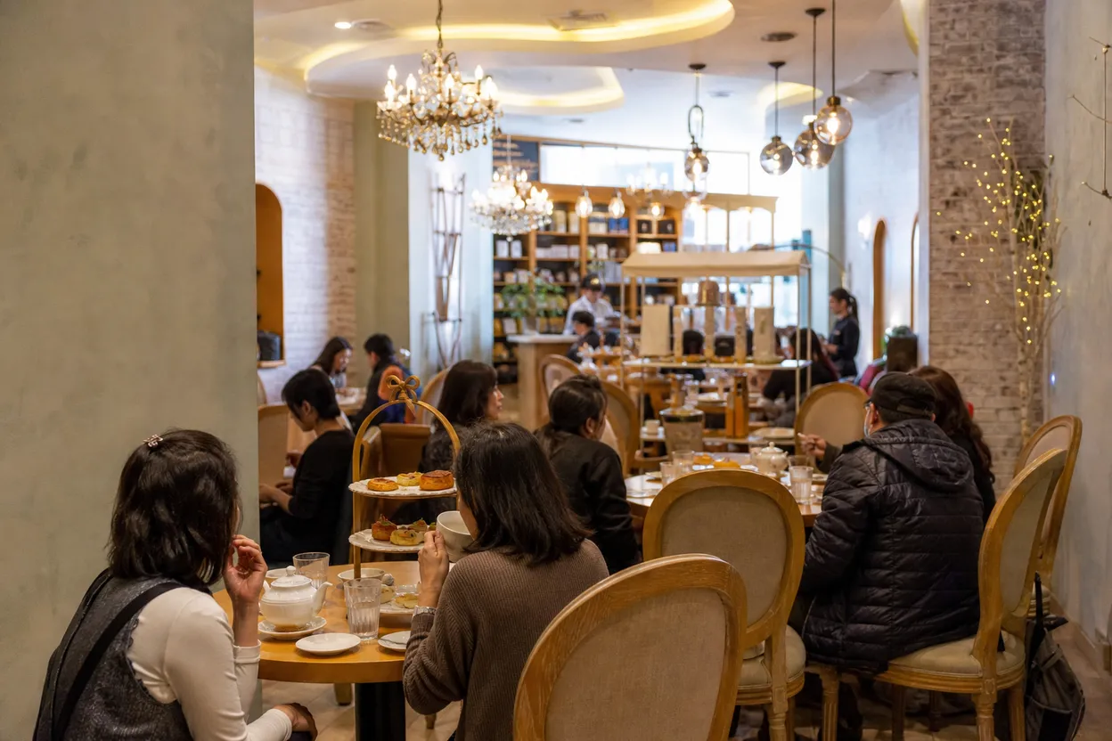 Cover scene for Prince Tea House Flushing: A Dessert-and-Tea Plan After Shopping