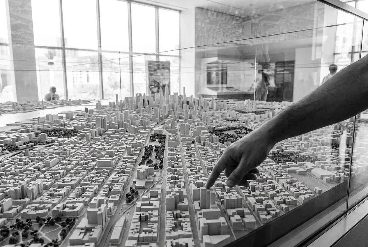 The Panorama of the City of New York — a room-sized 1964 map you can walk around