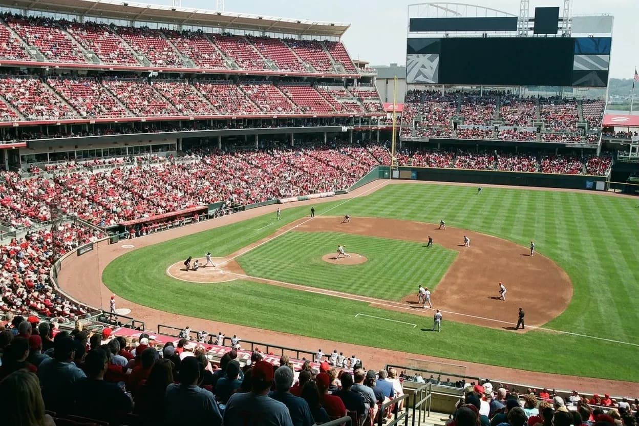 Cover scene for Reds vs Mariners: Interleague Playoff Hopes and Key Players