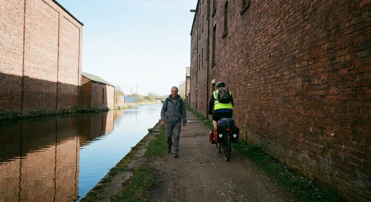 Regent's Canal Towpath Little Venice to Limehouse Basin Walk