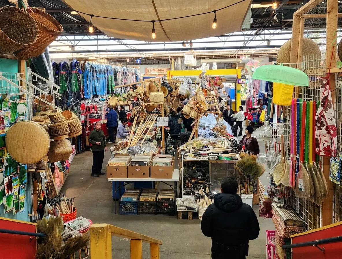 Saturday Morning Flea Market in Williamsburg (Hidden Edition)