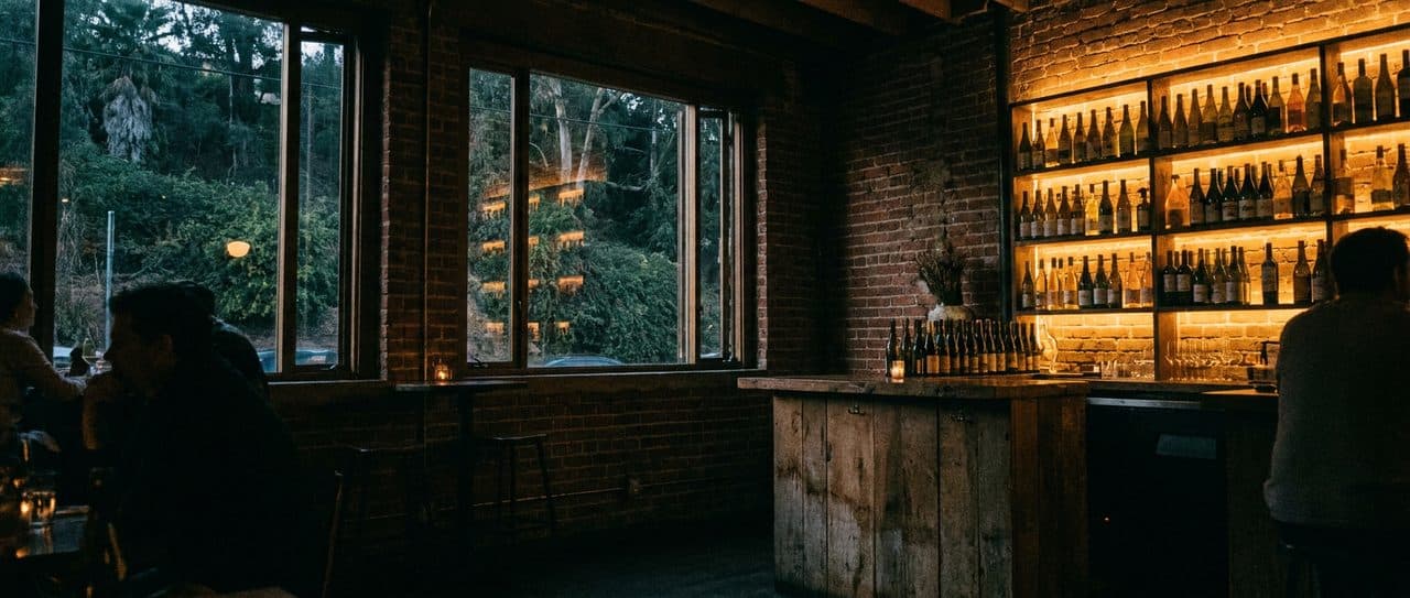 The Silver Lake Natural Wine Bar That Comes Alive After the Reservoir Empties - cover