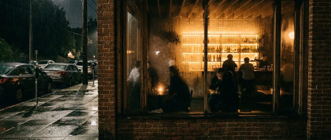 The Silver Lake Natural Wine Bar That Comes Alive After the Reservoir Empties - scene