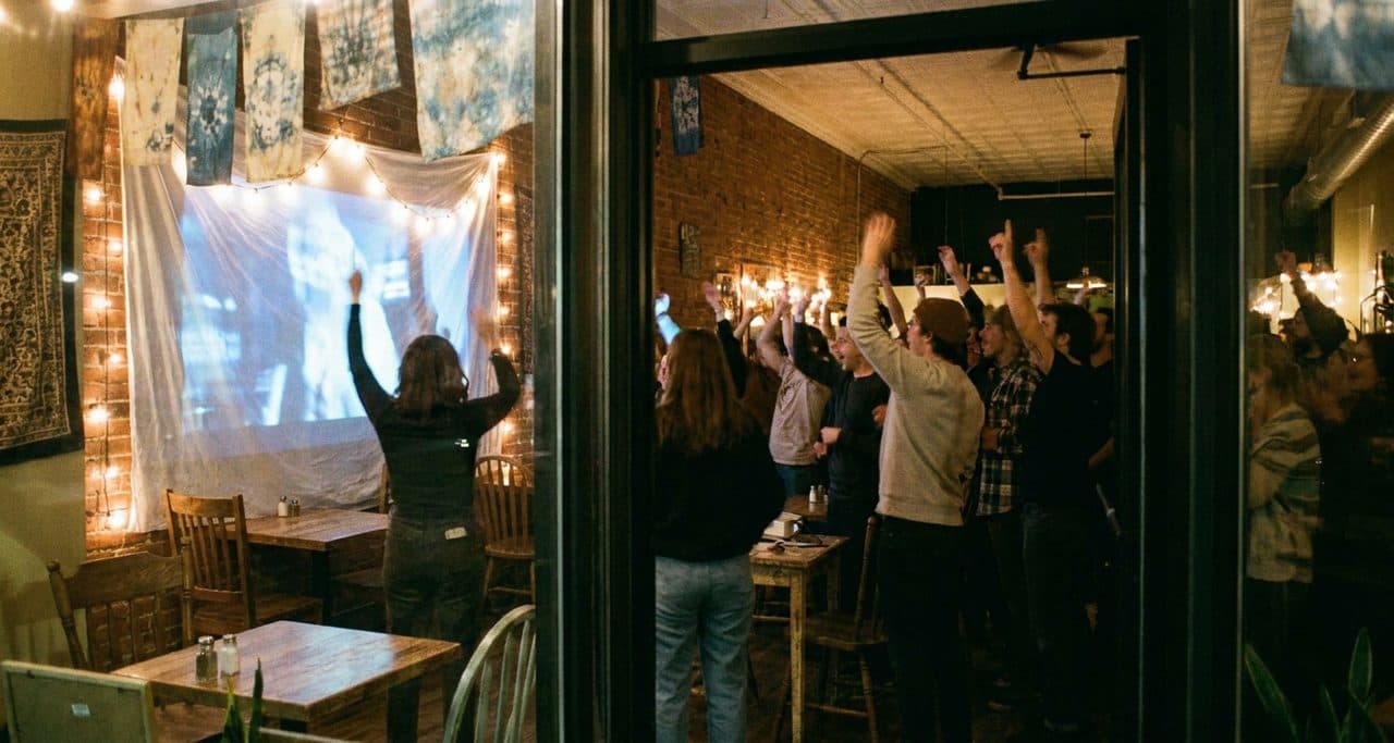 The Dual-Flag Café Where Colombia vs Jordan Becomes a Four-Hour Festival - scene