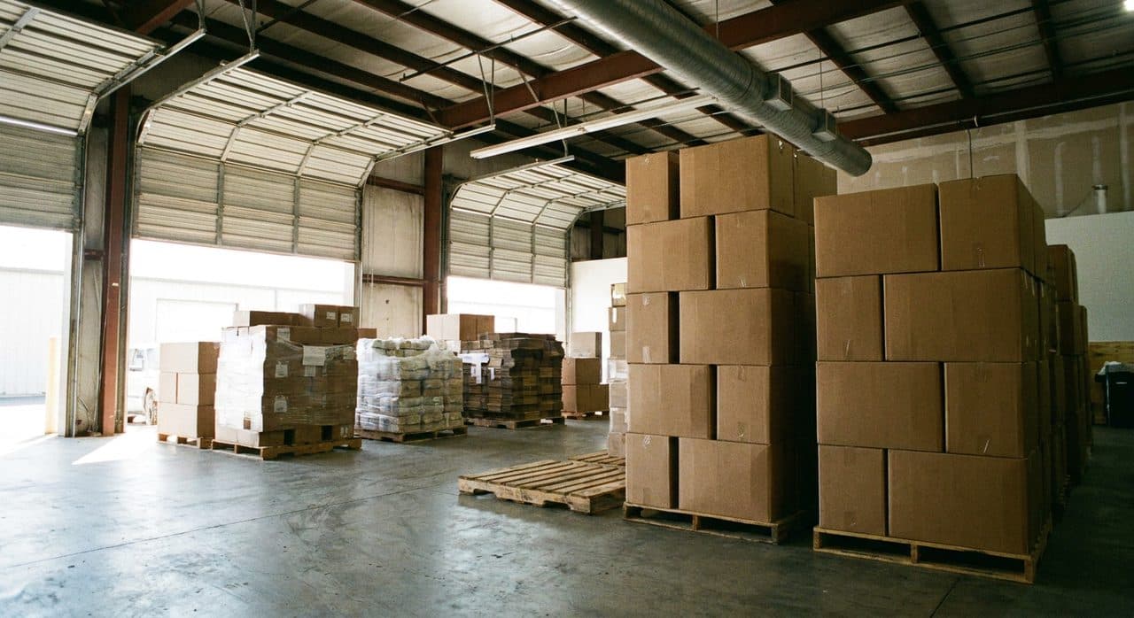 The Warehouse Sample Sale Where Bulk-Buy Whispers Turn Into Stampedes - cover image