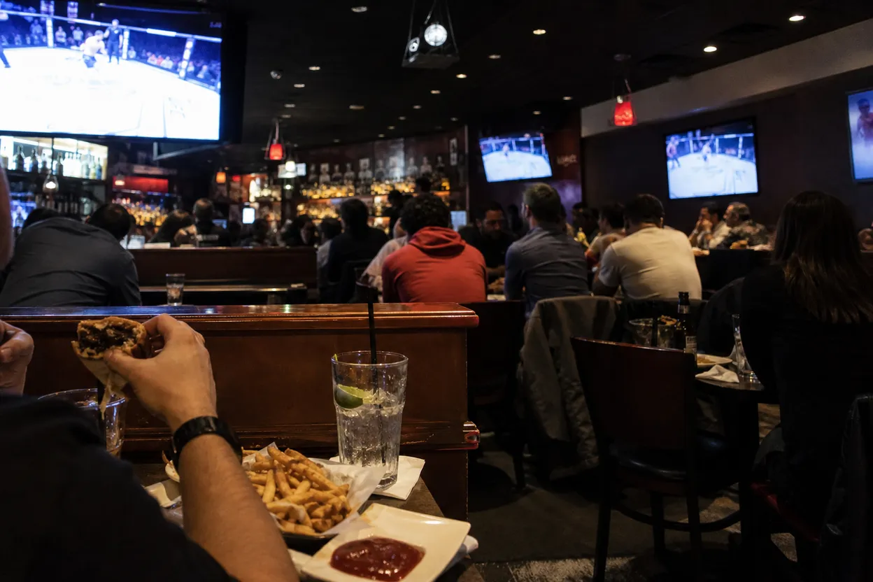 Editorial detail for UFC Pay-Per-View at Legends: A Midtown Table Plan for Late Cards