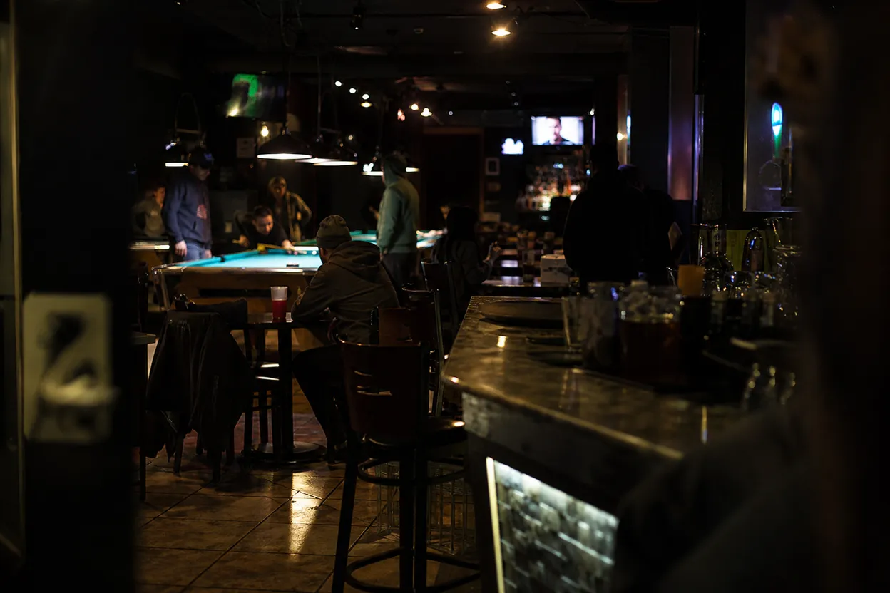 Cover scene for Unique Lounge & Billiards: A Staten Island Pool Night With Seats
