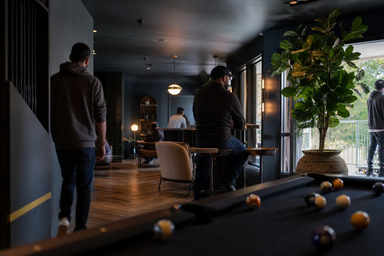 NYC experience scene for Unique Lounge & Billiards: A Staten Island Pool Night With Seats