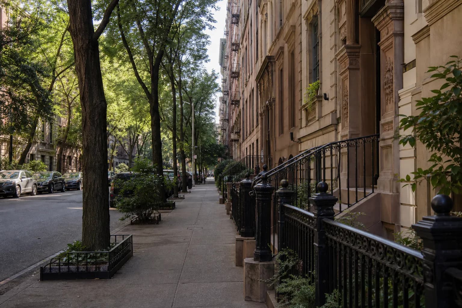 Tree-lined Brooklyn Heights brownstones on a quiet residential block
