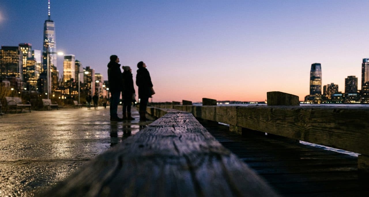 Where Can You See Venus and Jupiter Tonight Without Leaving the Manhattan Waterfront? - scene