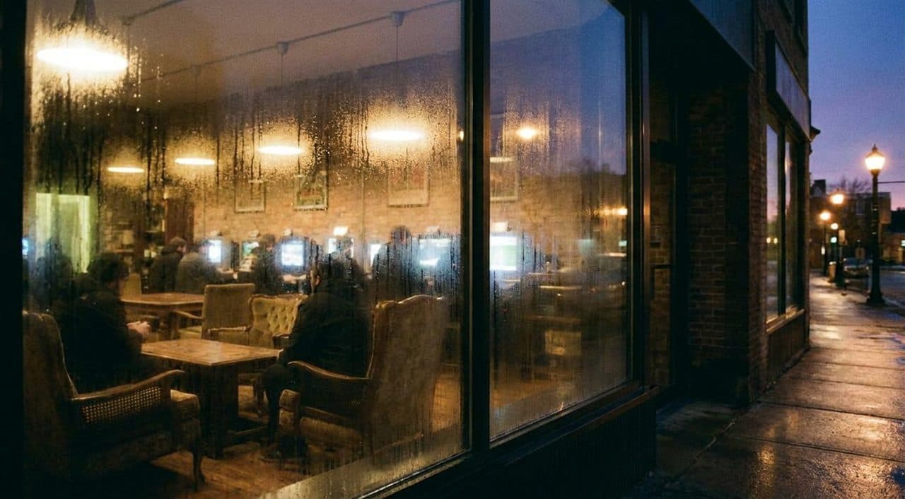 Where Do Xbox Series X25 Players Wander After Hours in Astoria? - scene